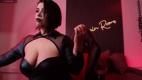 Arianna online show from 12.16.25