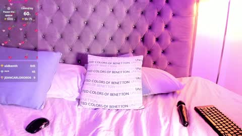    online show from 01.12.25