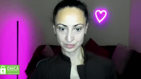 Snapshot of arianna_tifany chatting on 10.16.25 Arianna online show from 10.16.25