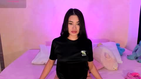 Snapshot of ariannacolins chatting on 11.02.25 ariannacolins online show from 11.02.25