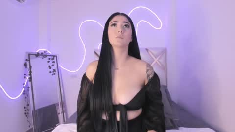 Snapshot of ariannadawson chatting on 12.31.24 Arianna Dawson online show from 12.31.24