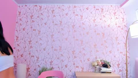 Snapshot of ariannaliss chatting on 09.15.25 Arianna online show from 09.15.25