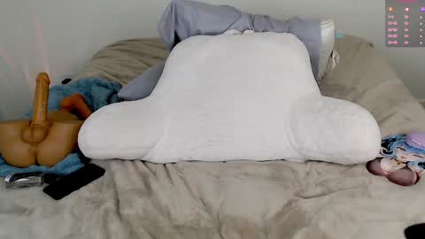 Arianna Pea online show from 12.28.24