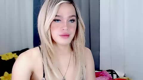 ARIANNE CUMS  online show from 02.23.25