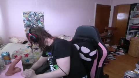 Snapshot of ariathebrat chatting on 05.18.26 Ariathebrat online show from 05.18.26