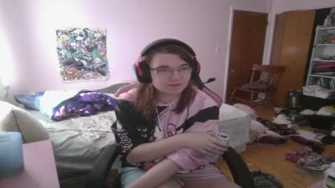 Snapshot of ariathebrat chatting on 06.03.26 Ariathebrat online show from 06.03.26