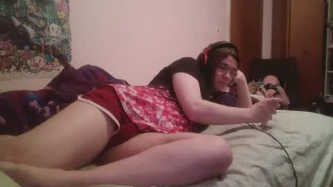 Snapshot of ariathebrat chatting on 07.14.26 Ariathebrat online show from 07.14.26