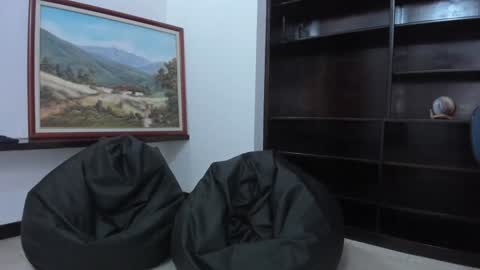 Ariel Pink Diamond online show from 01.31.25