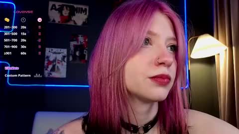 Snapshot of arielabradberry chatting on 04.25.26 Ariel online show from 04.25.26