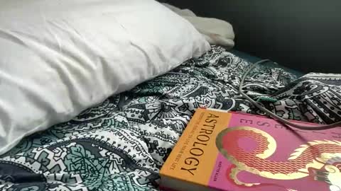 Snapshot of arielbliss69 chatting on 03.31.26 arielbliss69 online show from 03.31.26