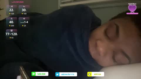 Snapshot of arielbliss69 chatting on 04.10.26 arielbliss69 online show from 04.10.26