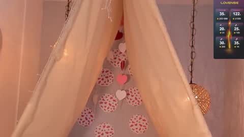 A R I   online show from 02.16.25