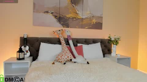 Ariella GTM3  Tue Wed Thu Fri Sat  0400 am-1030pm online show from 10.21.25