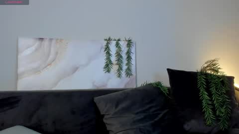 Snapshot of ariella_sol chatting on 04.24.26 Ariella GTM3 Tue Wed Thu Fri Sat 0400 am-1030pm online show from 04.24.26