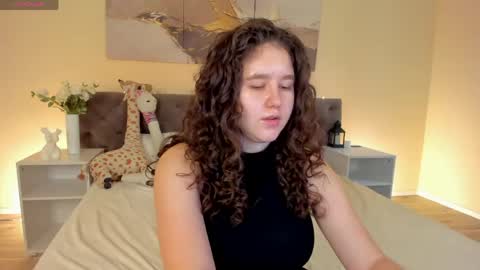 Snapshot of ariella_sol chatting on 05.29.26 Ariella GTM3 Tue Wed Thu Fri Sat 0400 am-1030pm online show from 05.29.26