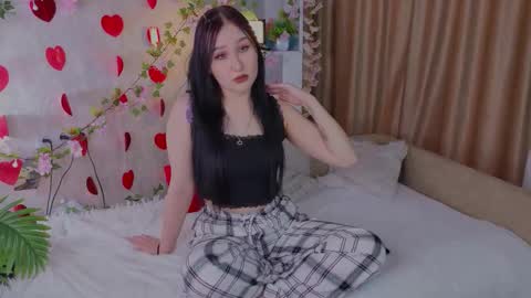 Snapshot of ariellemckoon chatting on 02.25.26 Dee online show from 02.25.26