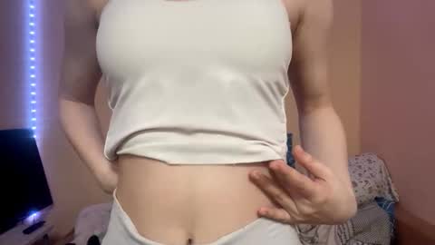 Snapshot of arieluthe chatting on 11.16.25 I am Anny ntmu Lets hit 10 Thumbs Up together online show from 11.16.25