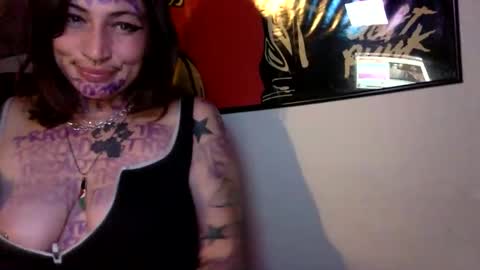 ariel  colin when hes here online show from 12.17.25