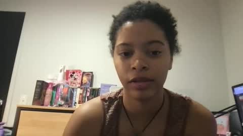 Snapshot of ariessisbetter chatting on 03.22.26 ariessisbetter online show from 03.22.26