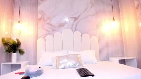 Arietta online show from 02.04.26