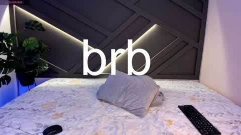 Snapshot of ariiaa_1 chatting on 01.08.25 ARIANNA online show from 01.08.25