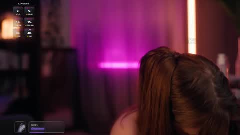 Arina online show from 10.25.25