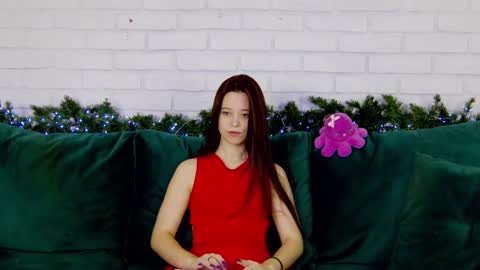 ArinaArnold online show from 12.21.24