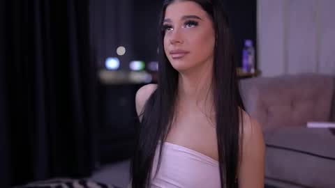 Arina online show from 12.19.25