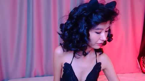 Snapshot of arinsun chatting on 11.02.25 haitani online show from 11.02.25