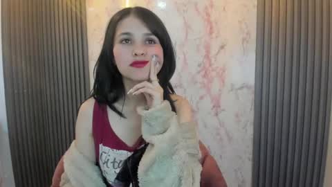 Snapshot of arisha_lee2 chatting on 01.15.25 arisha_lee2 online show from 01.15.25