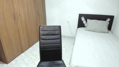 aristena_01 online show from 02.15.26