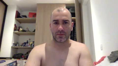 Snapshot of aristi11 chatting on 02.21.26 aristi11 online show from 02.21.26