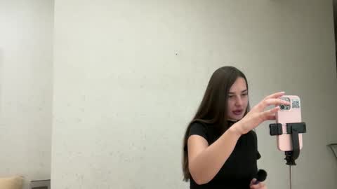 arivelle online show from 11.17.25