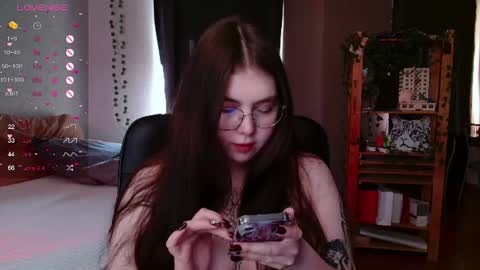 Snapshot of arizonaa_muse chatting on 06.13.26 Astrid online show from 06.13.26