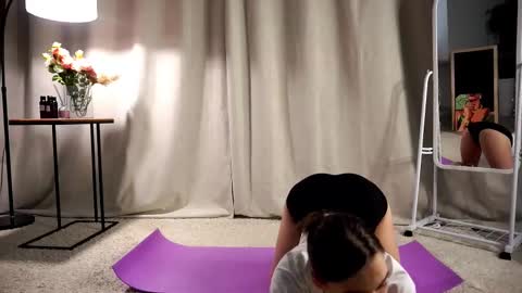 Snapshot of arlettedryer chatting on 01.15.25 Hello My name Karry online show from 01.15.25