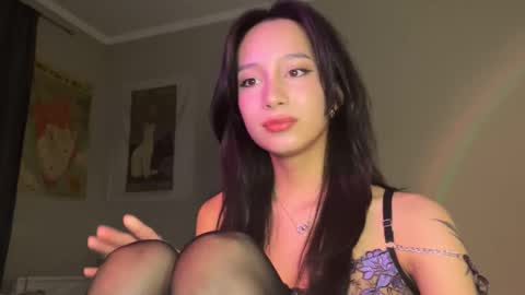 Snapshot of arlicee chatting on 04.19.26 arlicee online show from 04.19.26