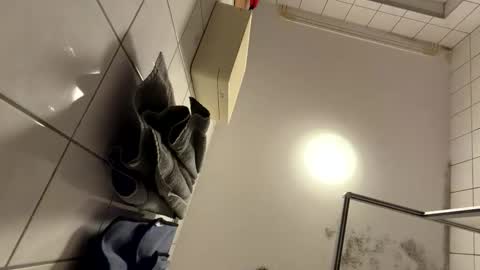 armyskater32 online show from 02.28.26