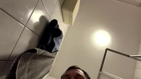 armyskater32 online show from 03.19.26