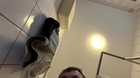 armyskater32 online show from 04.16.26