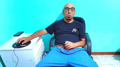 arnelux72 online show from 02.01.26