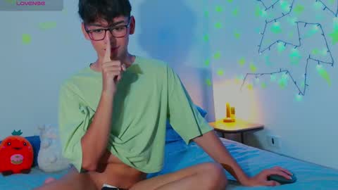 Snapshot of arnold_laurent chatting on 01.04.25 Arnold online show from 01.04.25