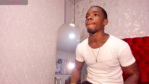 Snapshot of aron_clark chatting on 04.25.26 A R O N online show from 04.25.26