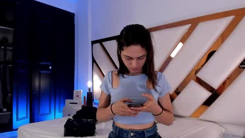 Aron cruz  online show from 03.24.26