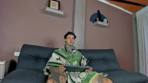 Snapshot of aron_ford chatting on 02.05.26 Aron ford online show from 02.05.26