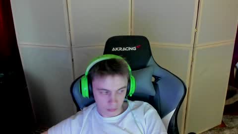 biggest penis  online show from 12.19.24