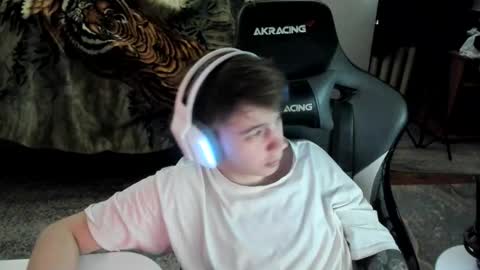 biggest penis  online show from 03.04.26