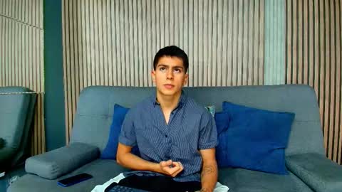 Snapshot of aron_pulse chatting on 02.24.26 aron_pulse online show from 02.24.26