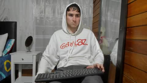 Snapshot of arongfranco chatting on 02.12.25 Aron G Franco online show from 02.12.25