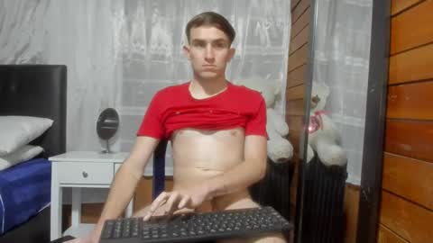 Snapshot of arongfranco chatting on 02.27.25 Aron G Franco online show from 02.27.25