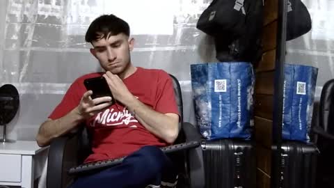 Snapshot of arongfranco chatting on 09.17.25 Aron G Franco online show from 09.17.25